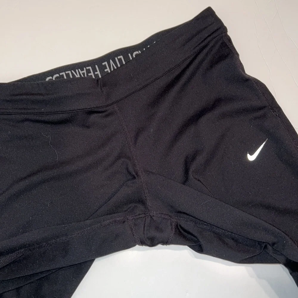 Nike dri fit relay crop tights capri black running active medium training